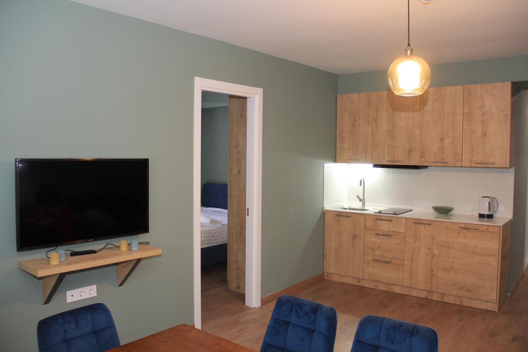 New Goodhost * Goudaouri